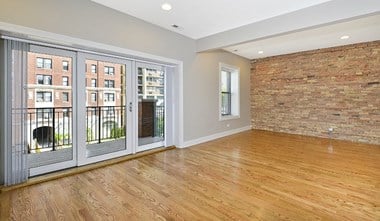 425 West Belmont Avenue 1-3 Beds Apartment for Rent Photo Gallery 1